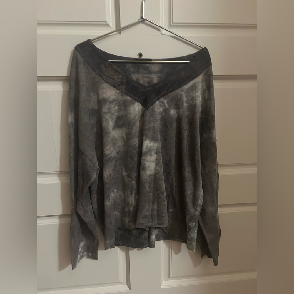 Final Touch Black and Gray Tie-Dye Sweatshirt